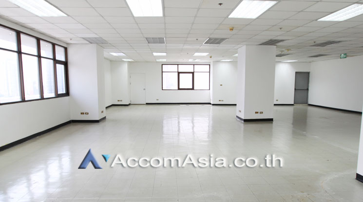  1  Studio Office Space For Rent in Charoen Nakhon ,Bangkok BTS Krung Thon Buri at Thai Sri Tower AA17855
